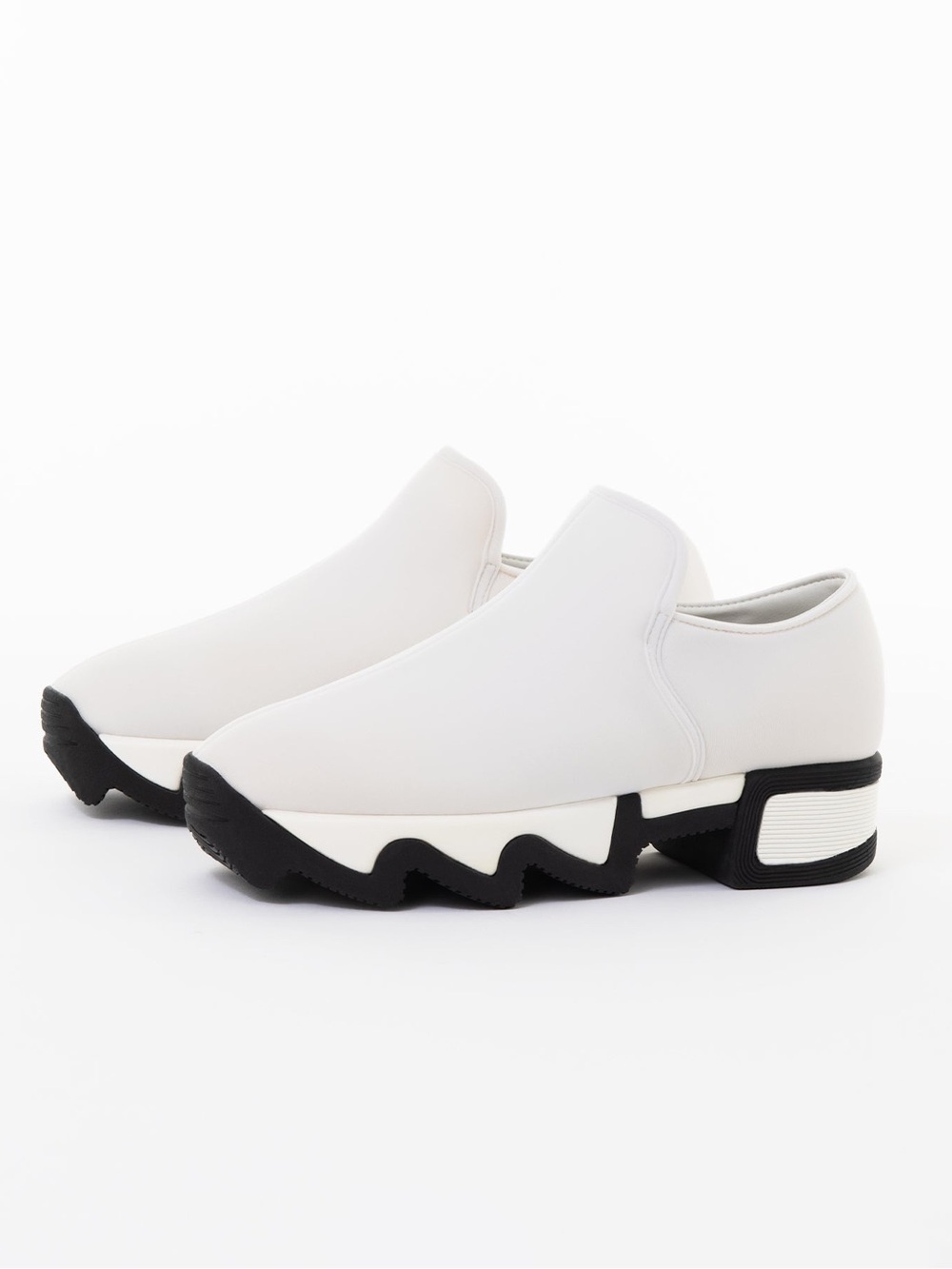 WES I White Low Top Sneaker NWOT - Size 41, Men’s 8, Women’s 11
